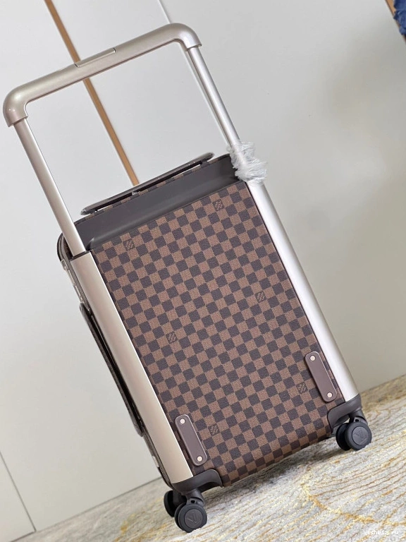 WIS Louis HORIZON Vuitton 55 0708